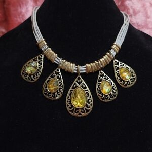 Statement Necklace // St. Thomas - VINTAGE